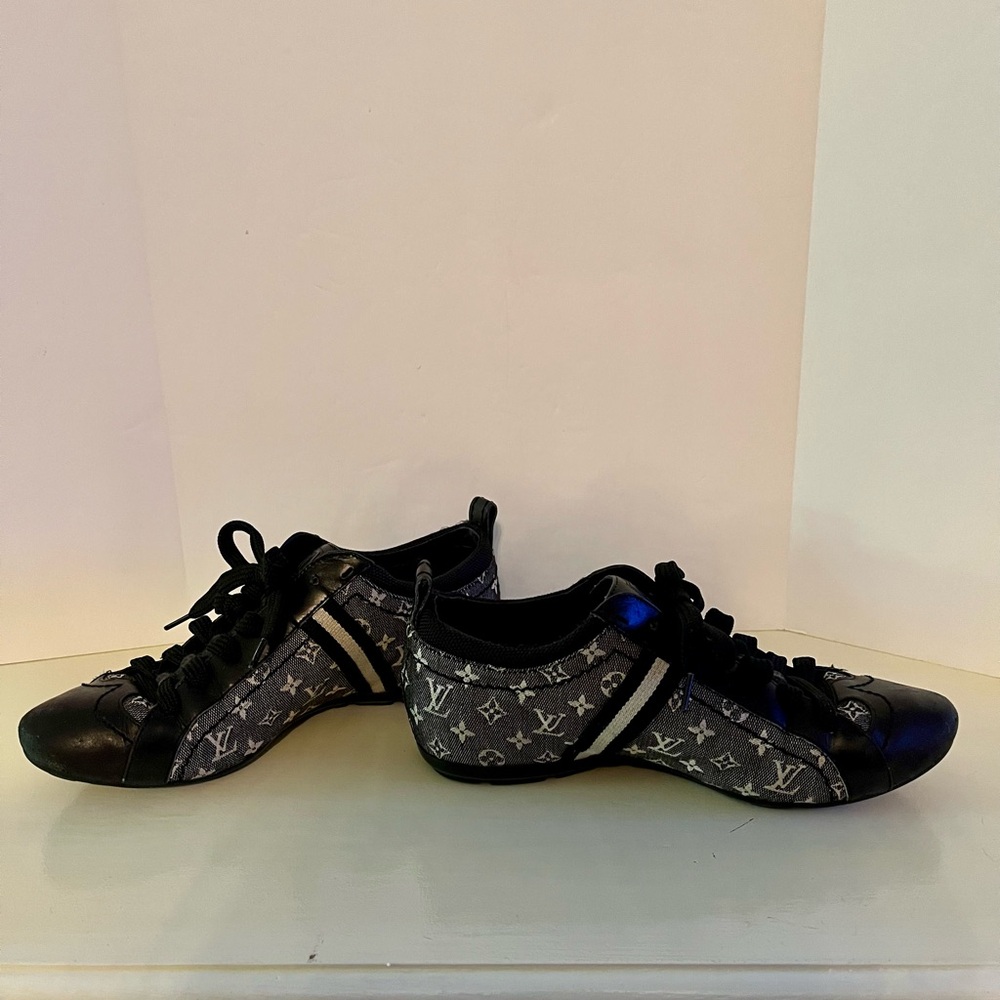 Louis Vuitton Black and Gray Women's Sneakers - Picture 13 of 15